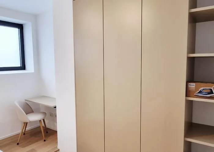 아파트 Vytalea - Trilocale Moderno Con Patio E Doppi Servizi, Vicino M4 - Modern 2-bedroom With Patio & Two Bathrooms, Near Metro M4 밀라노