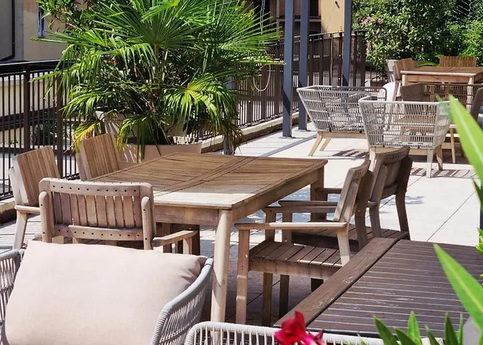 아파트 Vytalea - Trilocale Moderno Con Patio E Doppi Servizi, Vicino M4 - Modern 2-bedroom With Patio & Two Bathrooms, Near Metro M4 밀라노